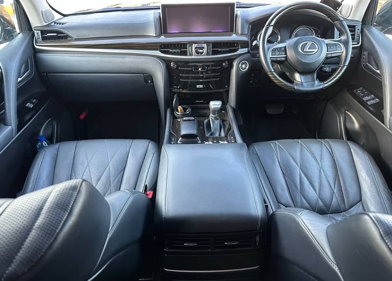 Lexus LX Series 2019 6