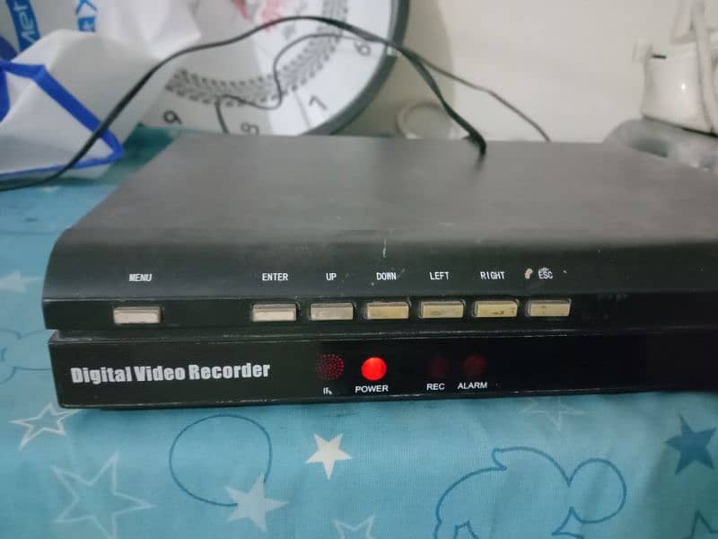 4 Camera Digital Video Recorder check details 1