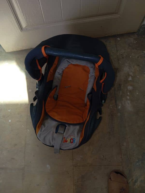 set of baby walker, carry cot and pram for sale 2