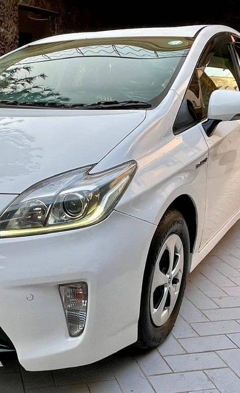 Toyota Prius S-LED EDITION 2013/16 8