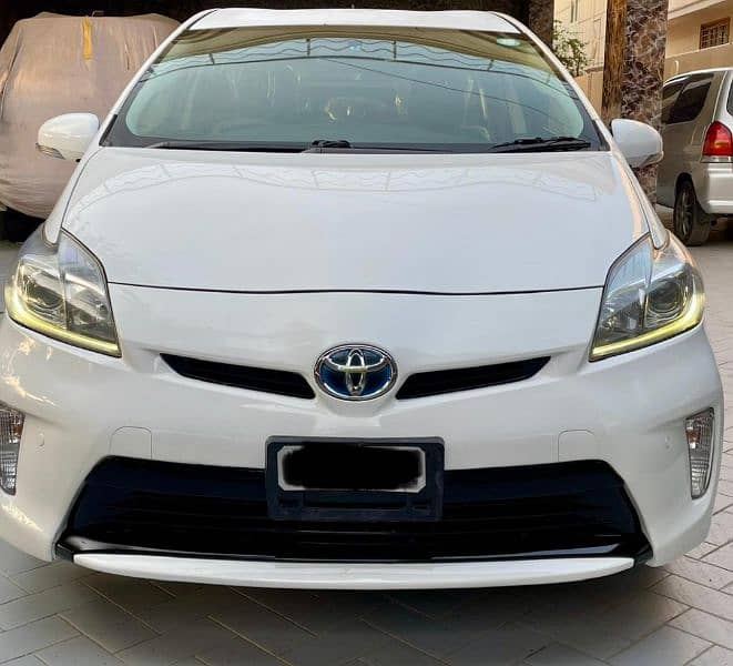 Toyota Prius S-LED EDITION 2013/16 9