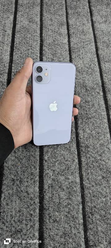 Iphone 11      03101873383 5