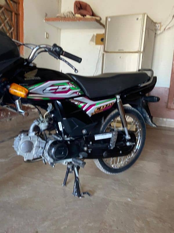 Honda Cd Dream good condition no work required 4