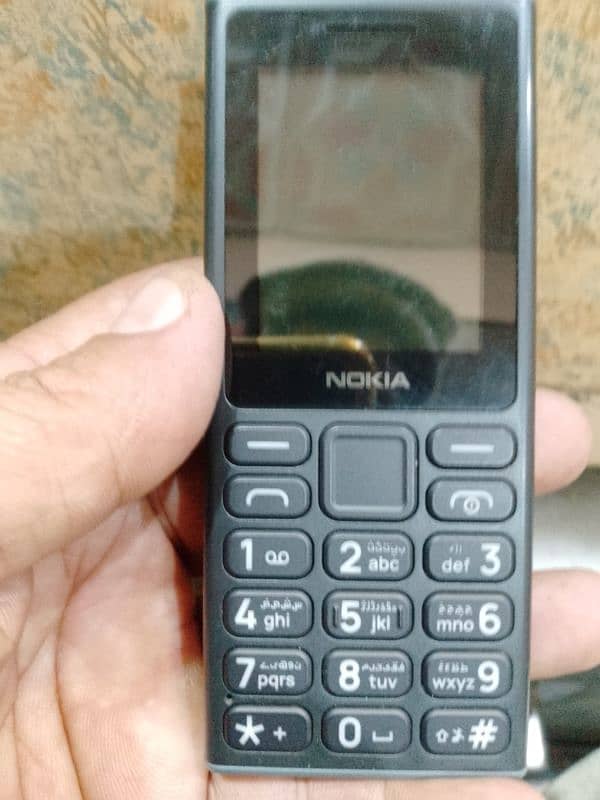 Nokia  108 mobile 1