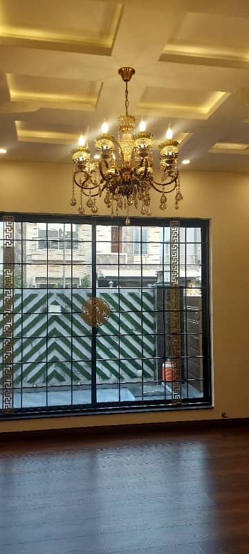 10 Marla Luxury Brand New House In Bahria Town For Sale 45