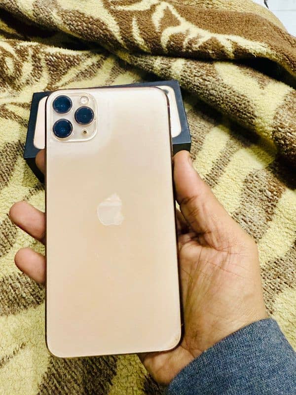 iPhone 11 Pro Max 64Gb 3