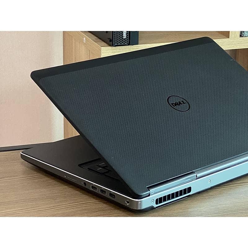 Dell Precision 7710 With 8 GB Nvdia Graphic Card 1