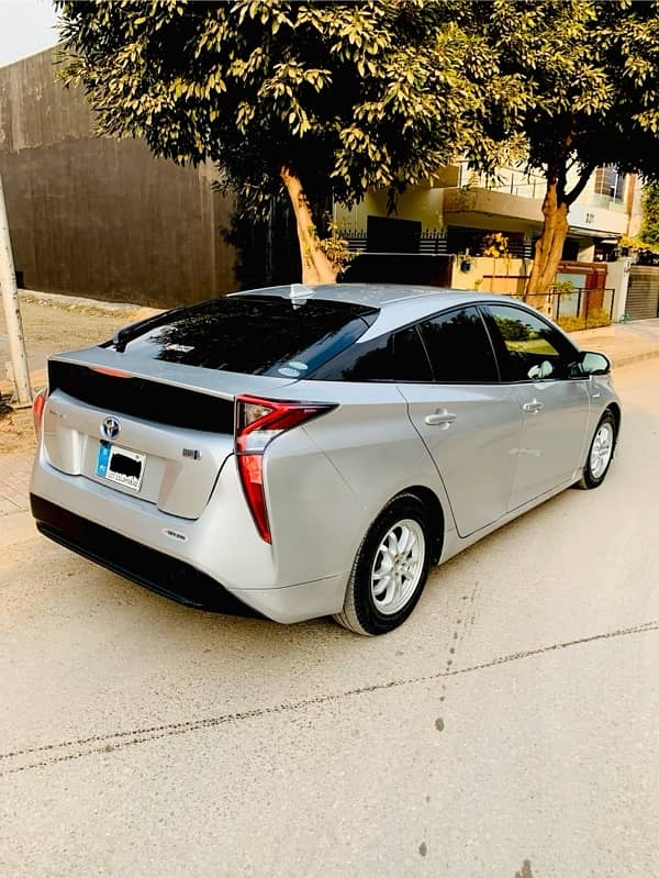 Toyota Prius 2017 2