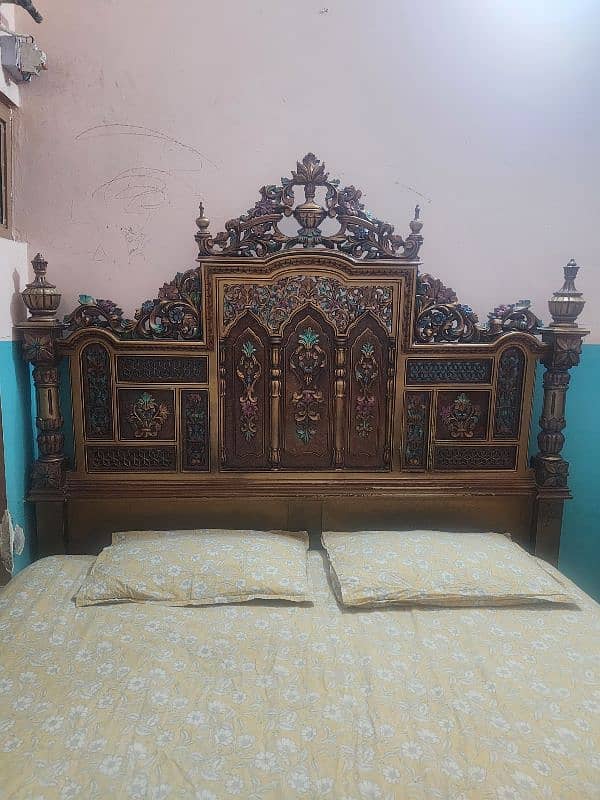 king size bed set plus dressing table 0