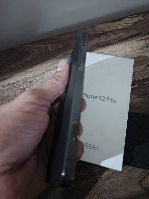 IPHONE 12pro DUEL PTA APPROVED 512 GB 100BH IN APPLE OFFICIAL WARRANTY 5