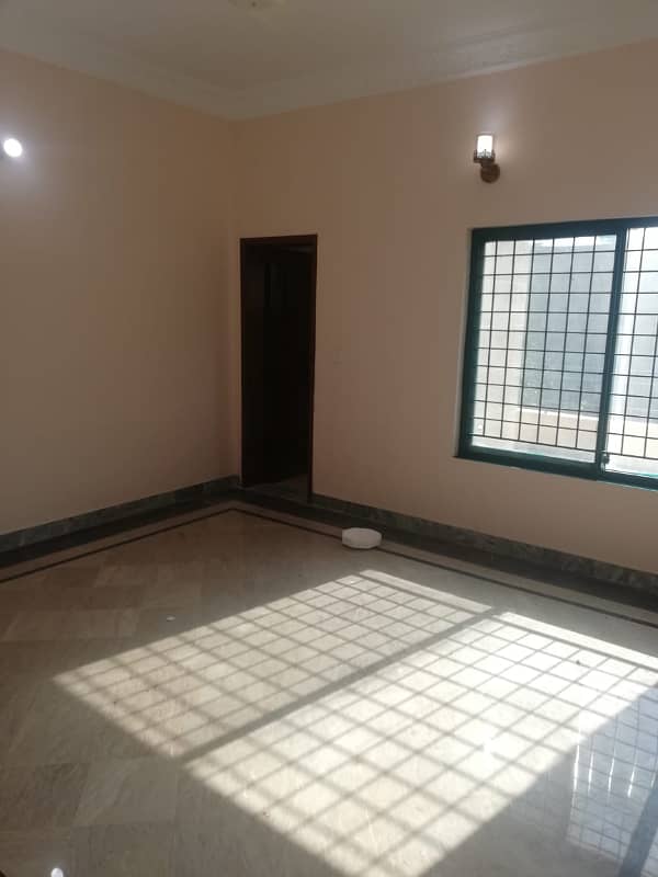 MIAN ESTATE OFFERS MARBLE FLOORING FACING PARK 12 MARLA UPPER PORTION FOR RENT FOR FAMILY IN GATED COMMUNITY NEAR ALLAHU CHOWK 0