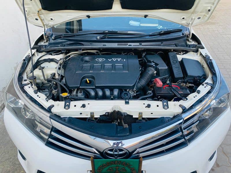 Toyota Altis Grande 2015 8