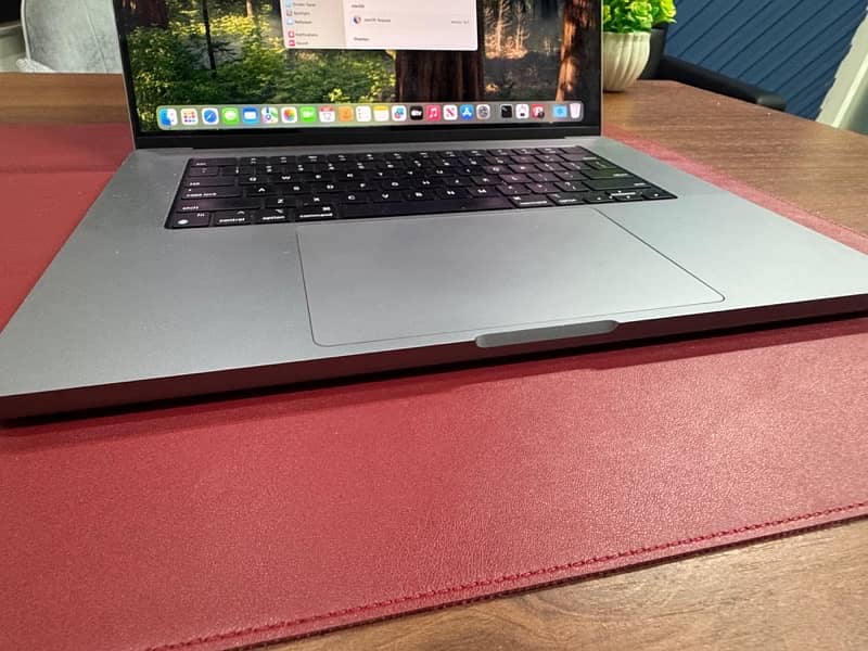 Macbook M1 Pro Max 4