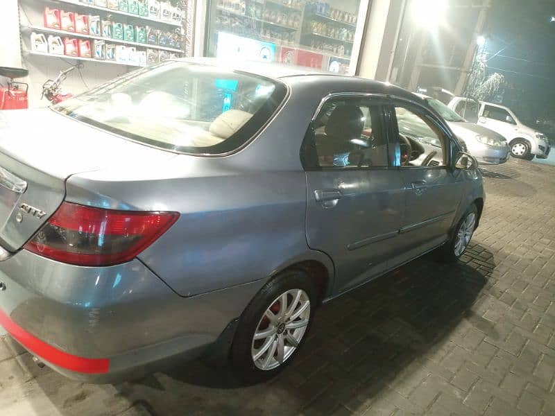 Honda City IDSI 2004 Manual 3