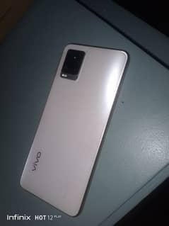 Vivo V20 8+4  Ram 128gb Rom Condition is good