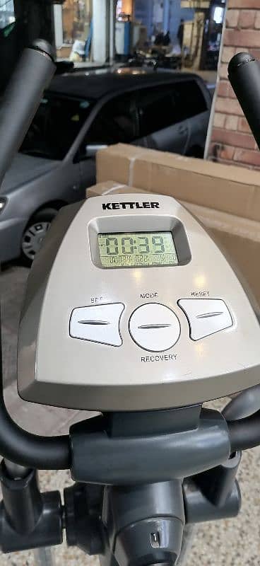 kettler elliptical trainer 8 levels resistance very smooth heavy made 2