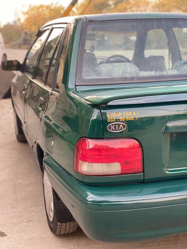 KIA Classic 2000 4