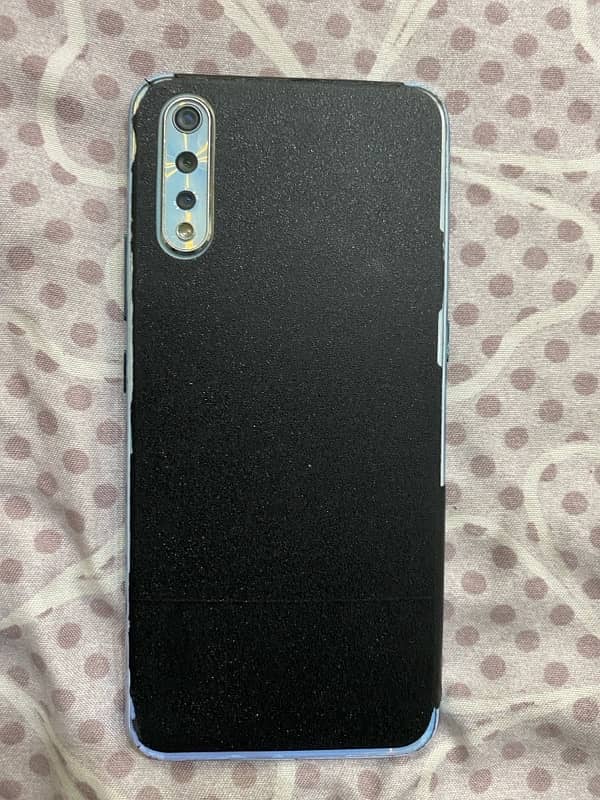 vivo s1 1907_19  4/128 3