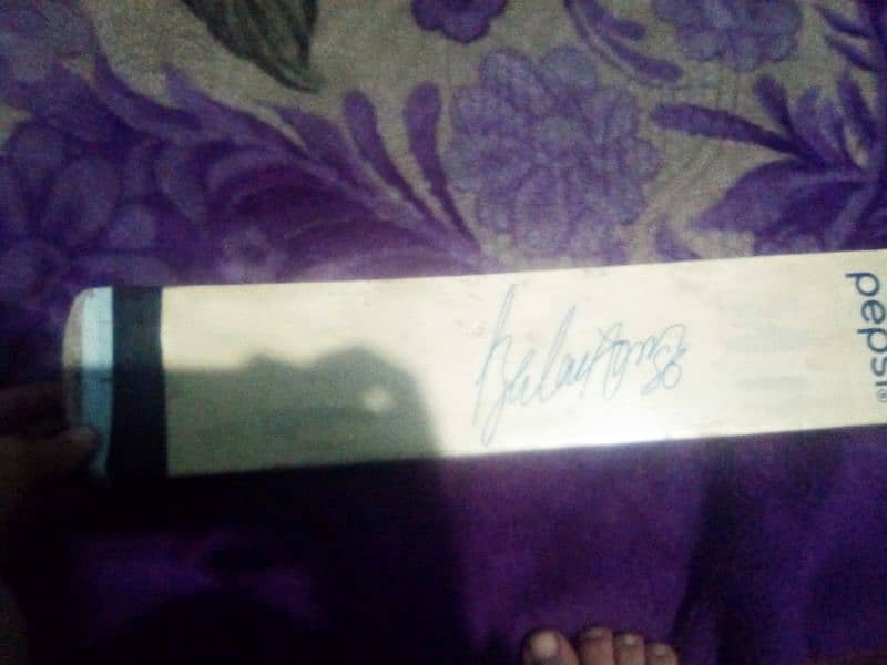 Babar Azam signature bat with bag contact number (03128155614) 11