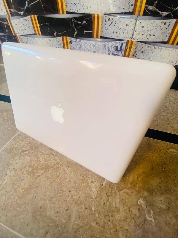 MacBook iOS High Sierra Urgent Sale 2