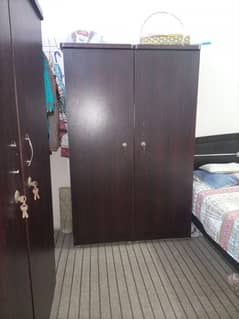 1 bed and 4 cupboard for sell,like new full Polished.