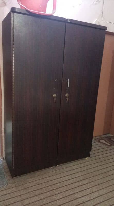 1 bed and 4 cupboard for sell,like new full Polished. 2