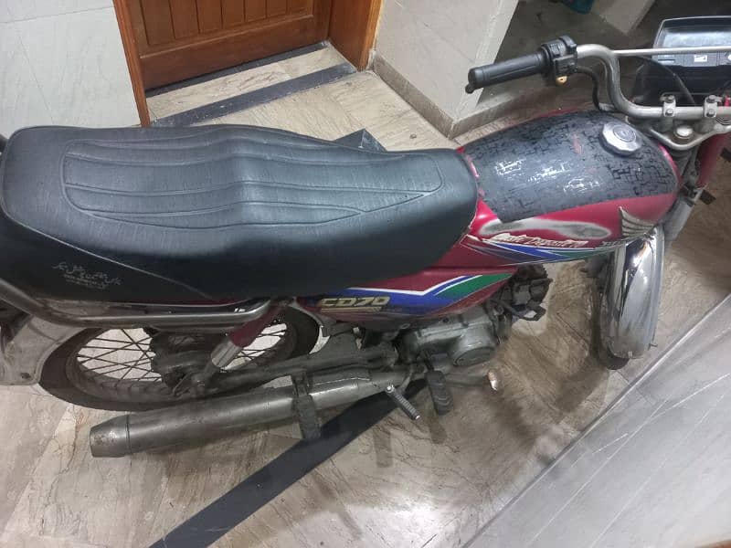 Honda CD 70 2013 Model Red with file and Copy 1