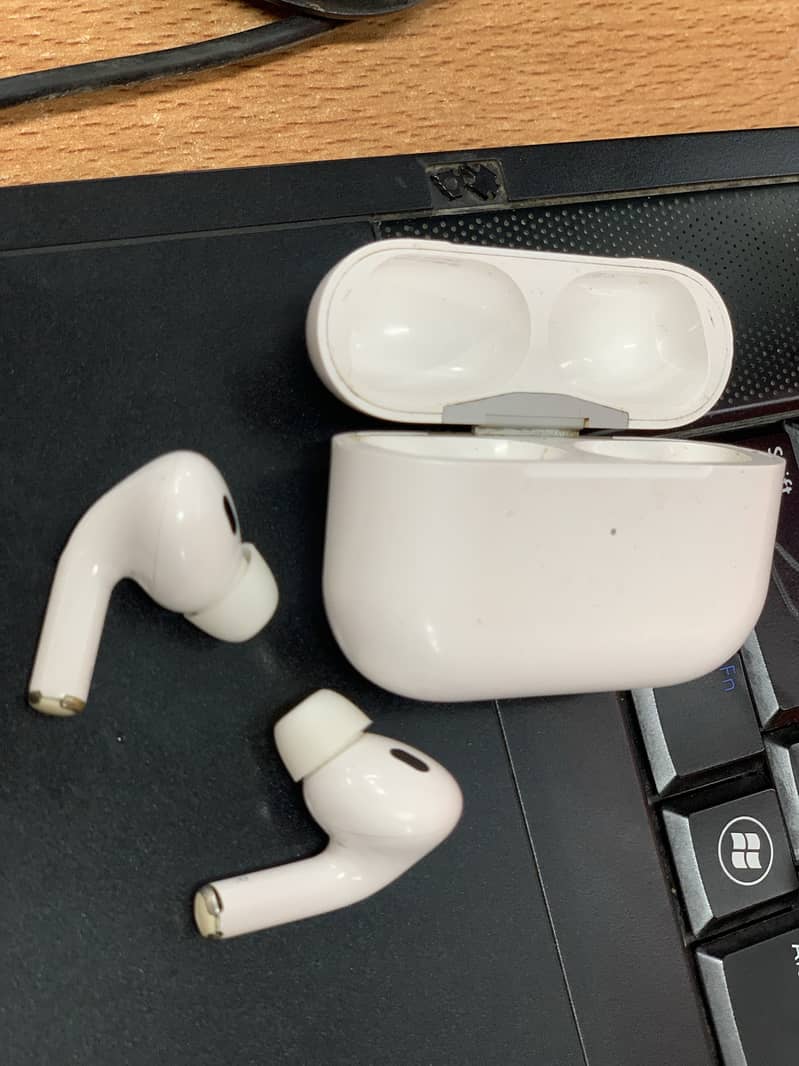 Apple Airpods Pro (Original) 0