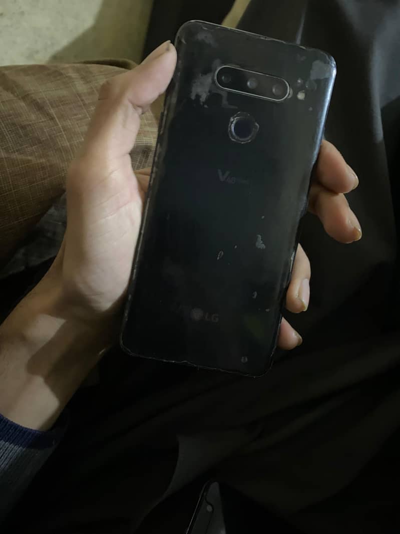 LG V40 Thinq non pta 1