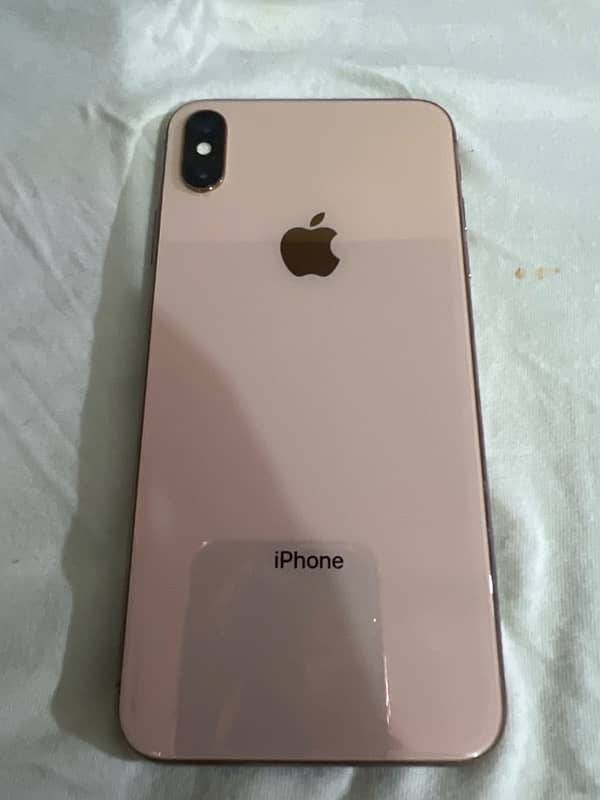 xs max 4