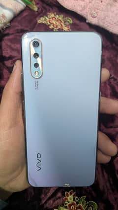 Vivo S1