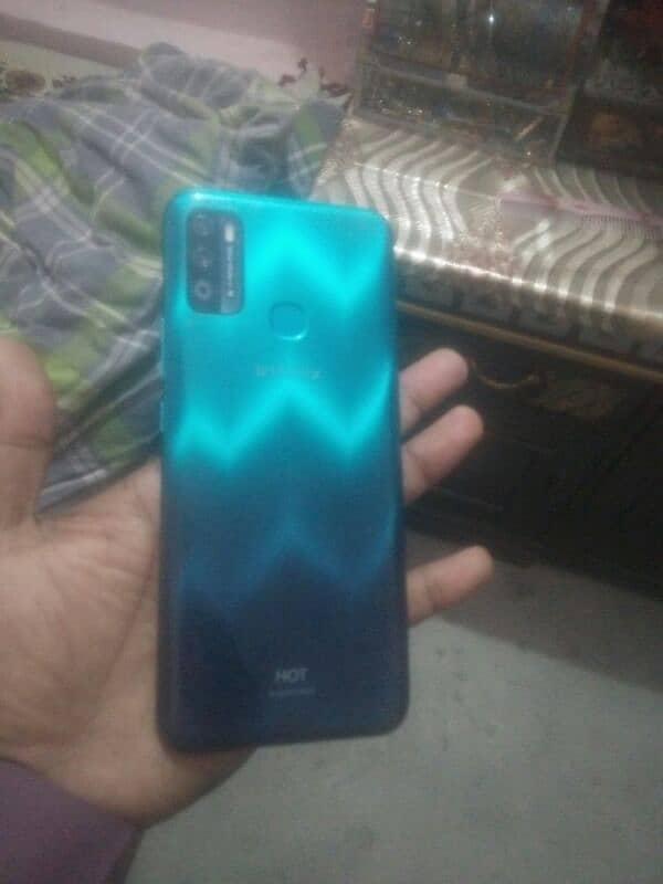 infinix hot 9 play 4 64 9