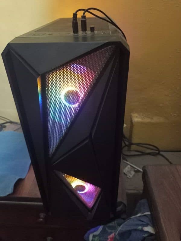 Gaming PC with screen 24Inch 0