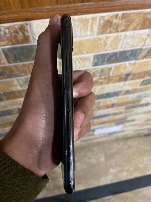 iphone X 256GB PTA Approved 7