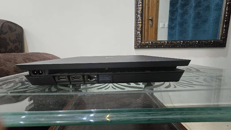 ps4 slim 500 GB 3