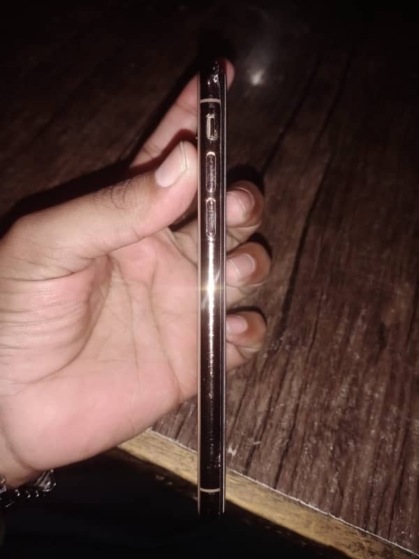 iPhone XS for sale 4