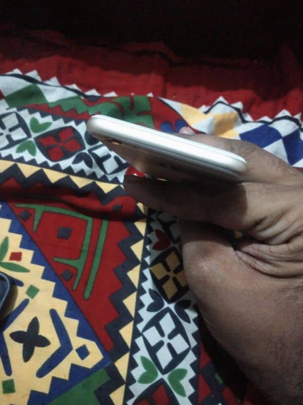 I phone 6s 9000 4