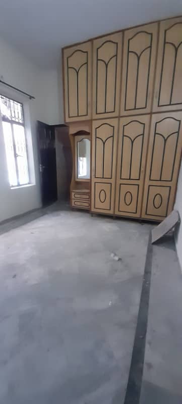 10 MARLA UPPER PORTION 3 BEDROOM MARBLE FLOOR IN AIT 4