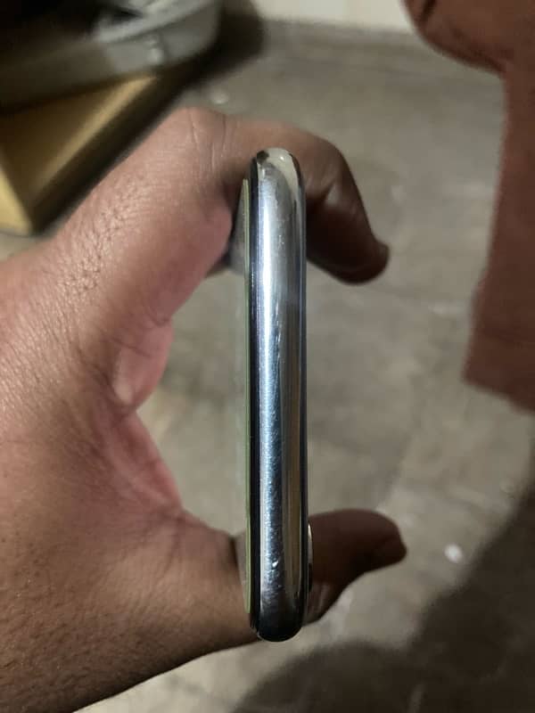 iphone x 64gb PTA 5