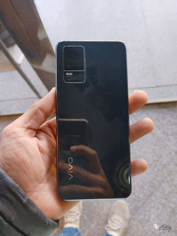 VIVO V21e 2