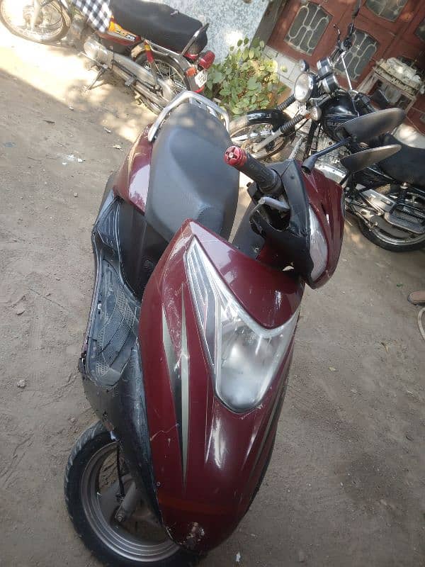 united scooty 2