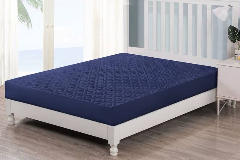 “Waterproof Mattress Cover for Protect Your Mattress with Ease!” 12