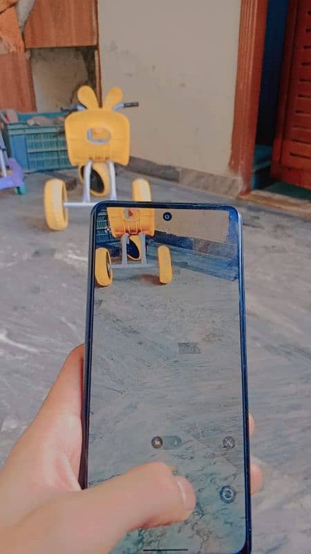 ViVO Y19S . . . . 3