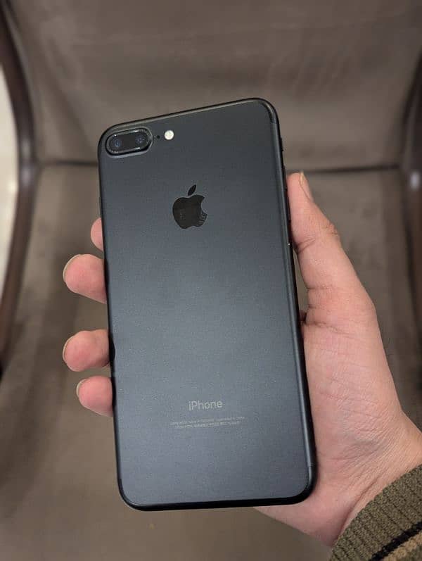 iphone 7 Plus 128 GB Official PTA Approved 6