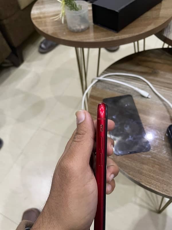 iphone xr 64gb factory unlocked 4