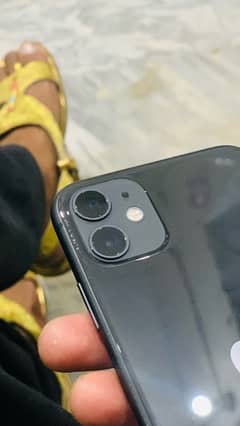 I phone 11 Black Color All Originl water pack 64gb Condition 10/10