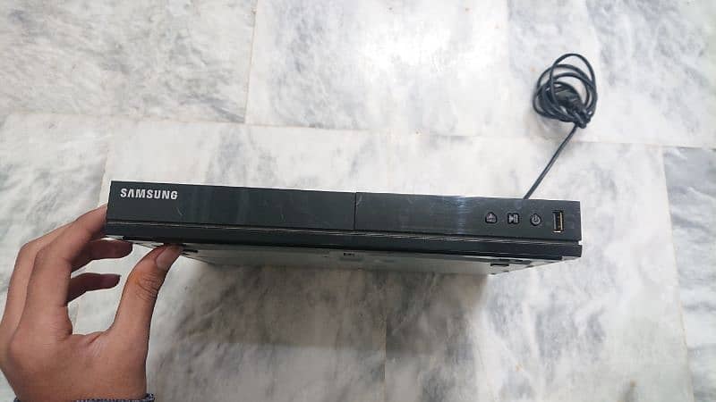 SAMSUNG DVD - E360 3