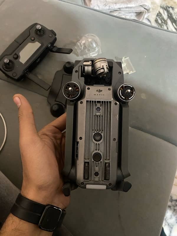 DJI mavic pro 8