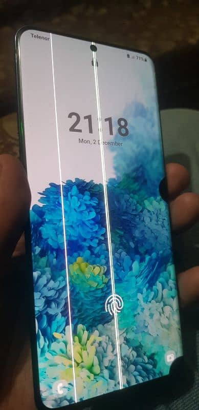 Samsung S20 Plus FD 5G Pta Aproved. 8/128. Resnble price 1