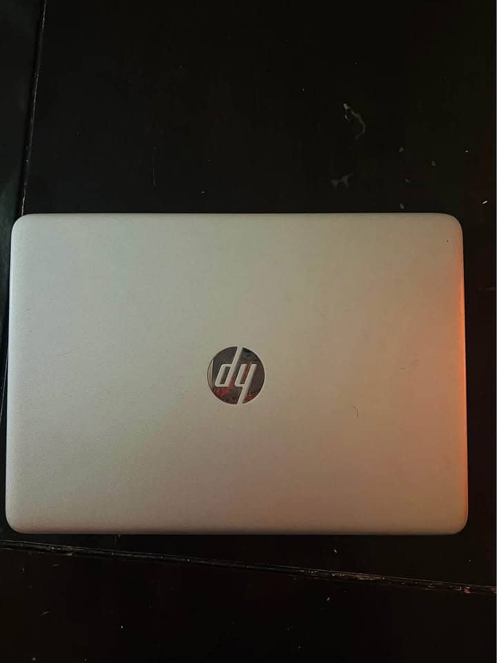 HP Elite Book 8GB Ram and 128 ssd 6